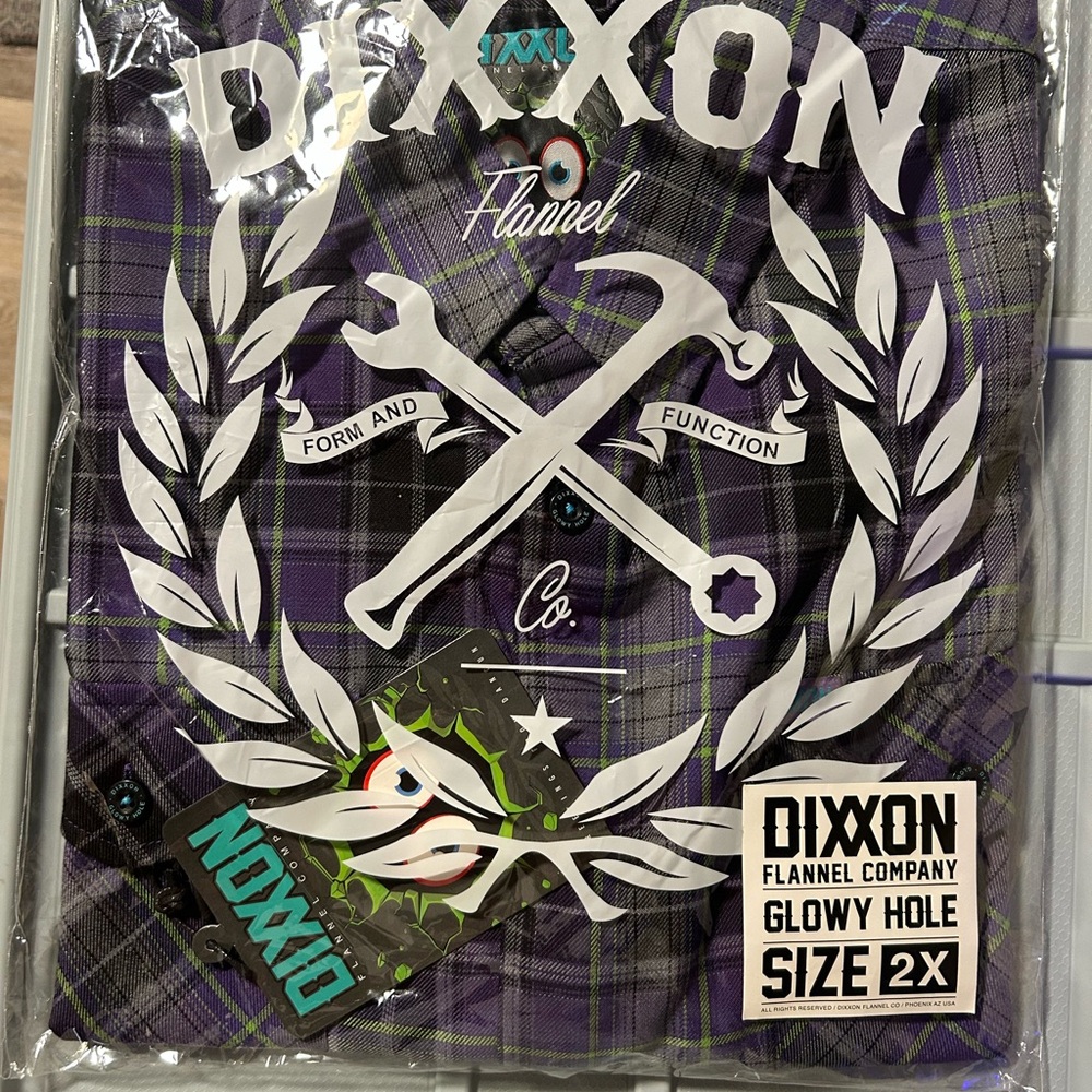 Dixxon Glowy Hole 2XL BNIB